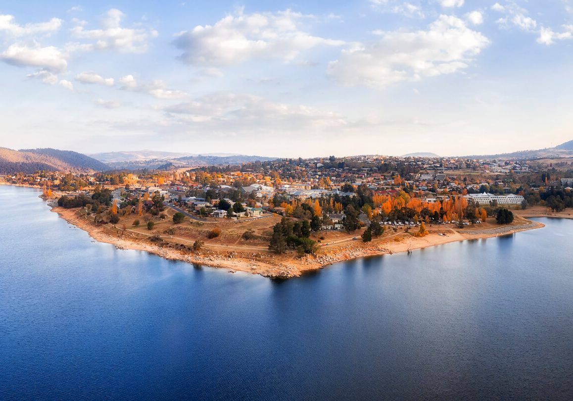 Lake Jindabyne Image Lake Jindabyne Image